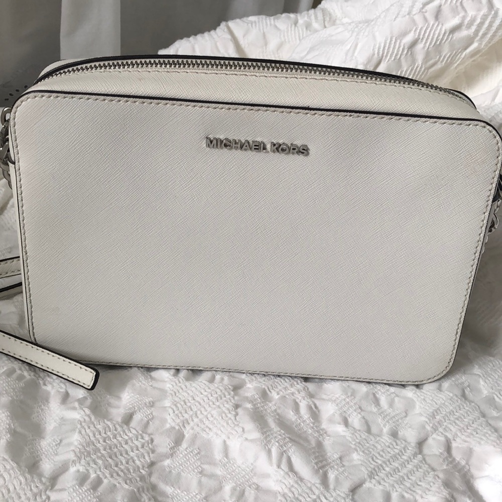 White Michael Kors shoulder bag